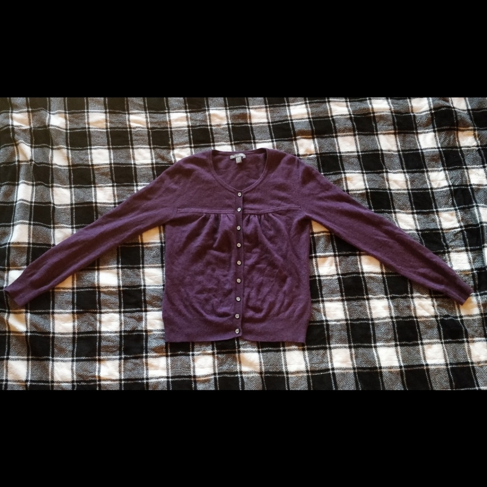 100% cashmere deep purple apt 9 cardigan